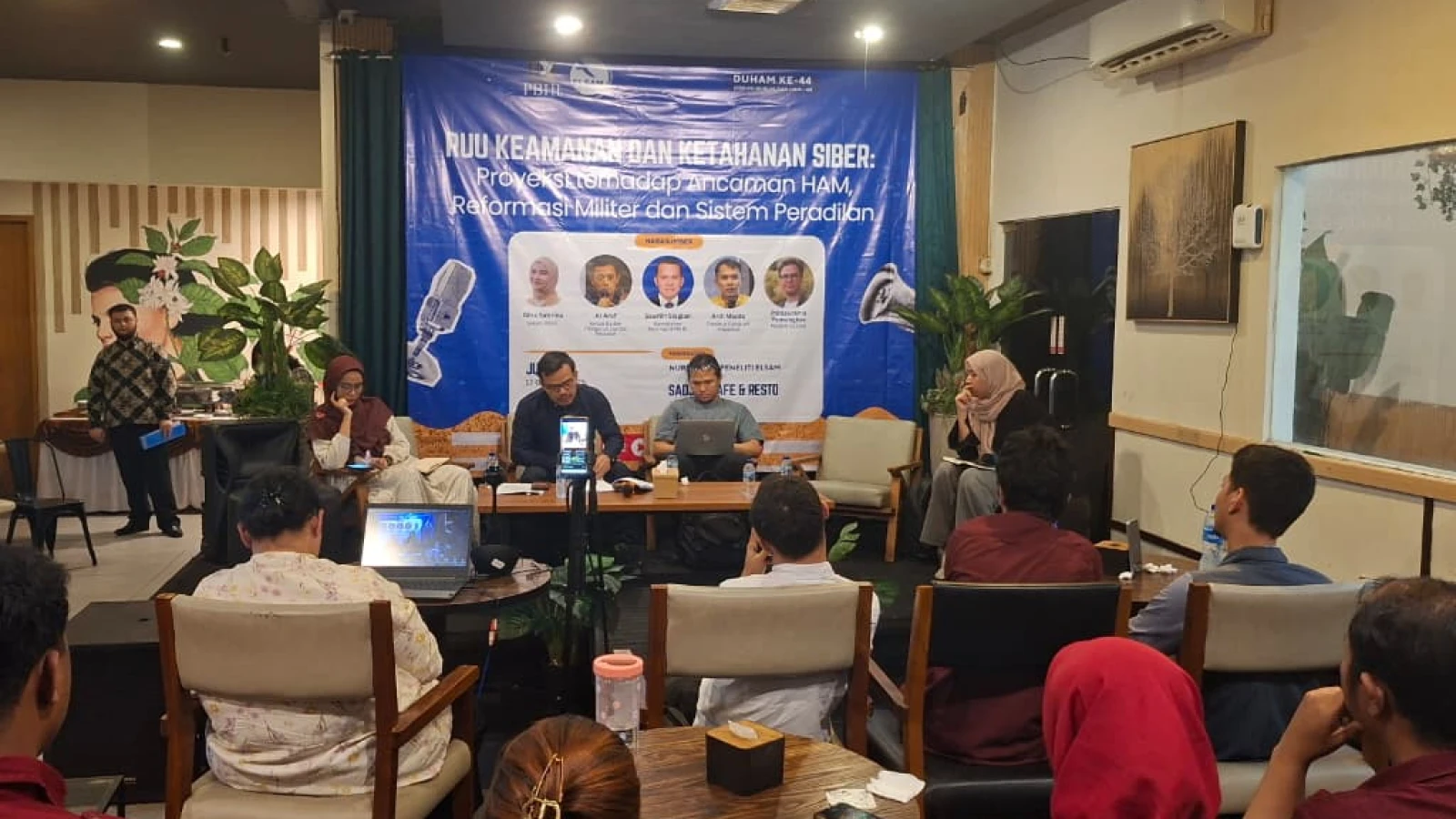 Peneliti ELSAM Peringatkan Potensi Militerisasi Ruang Digital lewat RUU Keamanan dan Ketahanan Siber (RUU KKS)