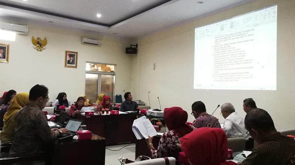 Harmonisasi Regulasi Kesejahteraan Lansia Kota Surakarta
