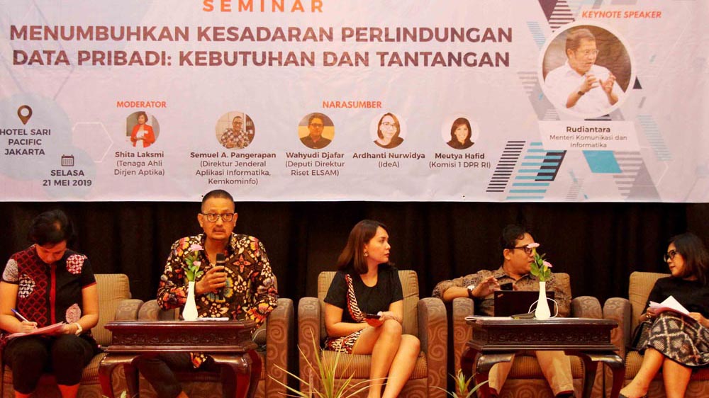 Menanti Pengesahan RUU Perlindungan Data Pribadi