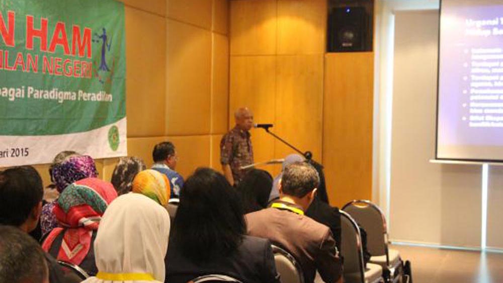 Nilai-nilai Universal Kebhinnekaan, Demokrasi dan Peradilan