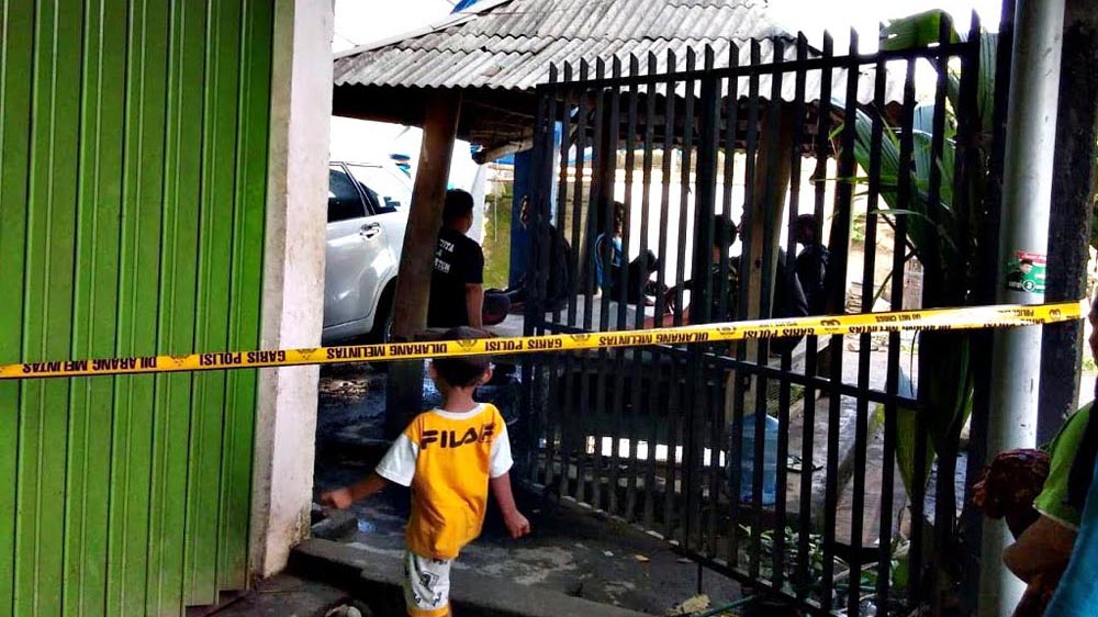 Pembakaran Rumah Murdani Menjauhkan Pemerintah dari Tanggung Jawab dan  Kewajiban Melindungi Pembela HAM atas Lingkungan