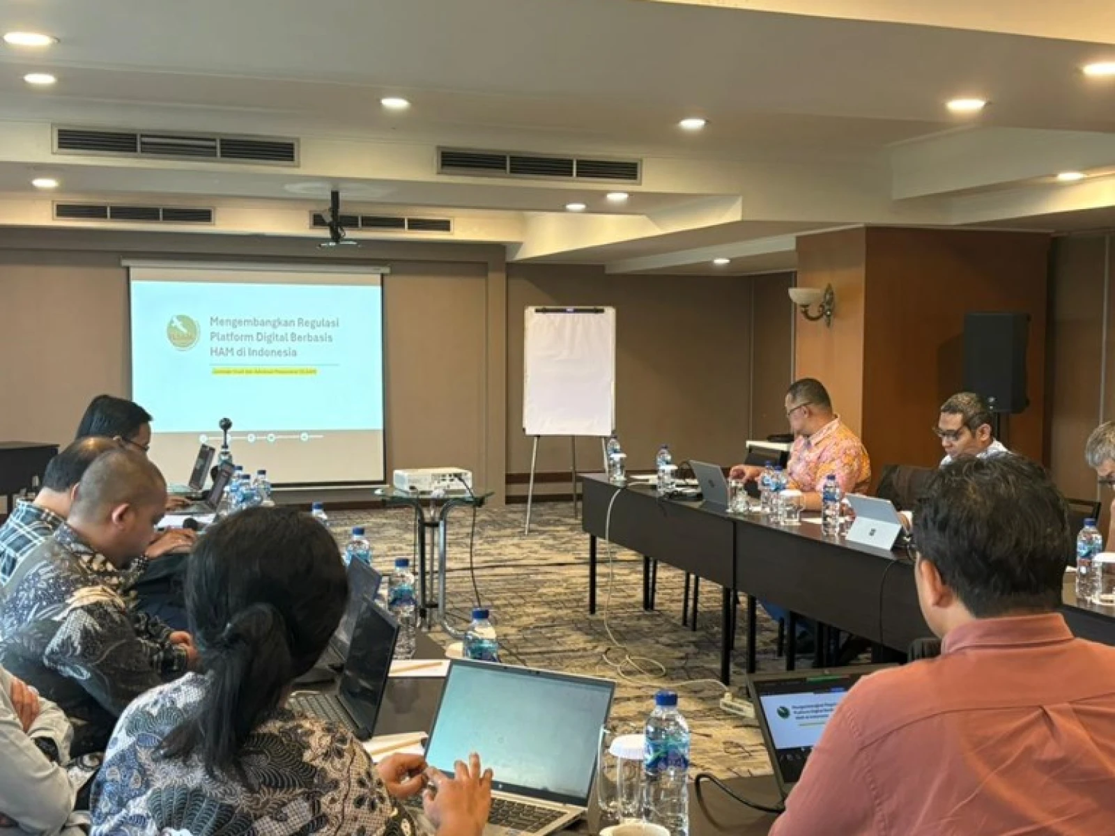Mengembangkan Regulasi Platform Digital Berkonteks Indonesia
